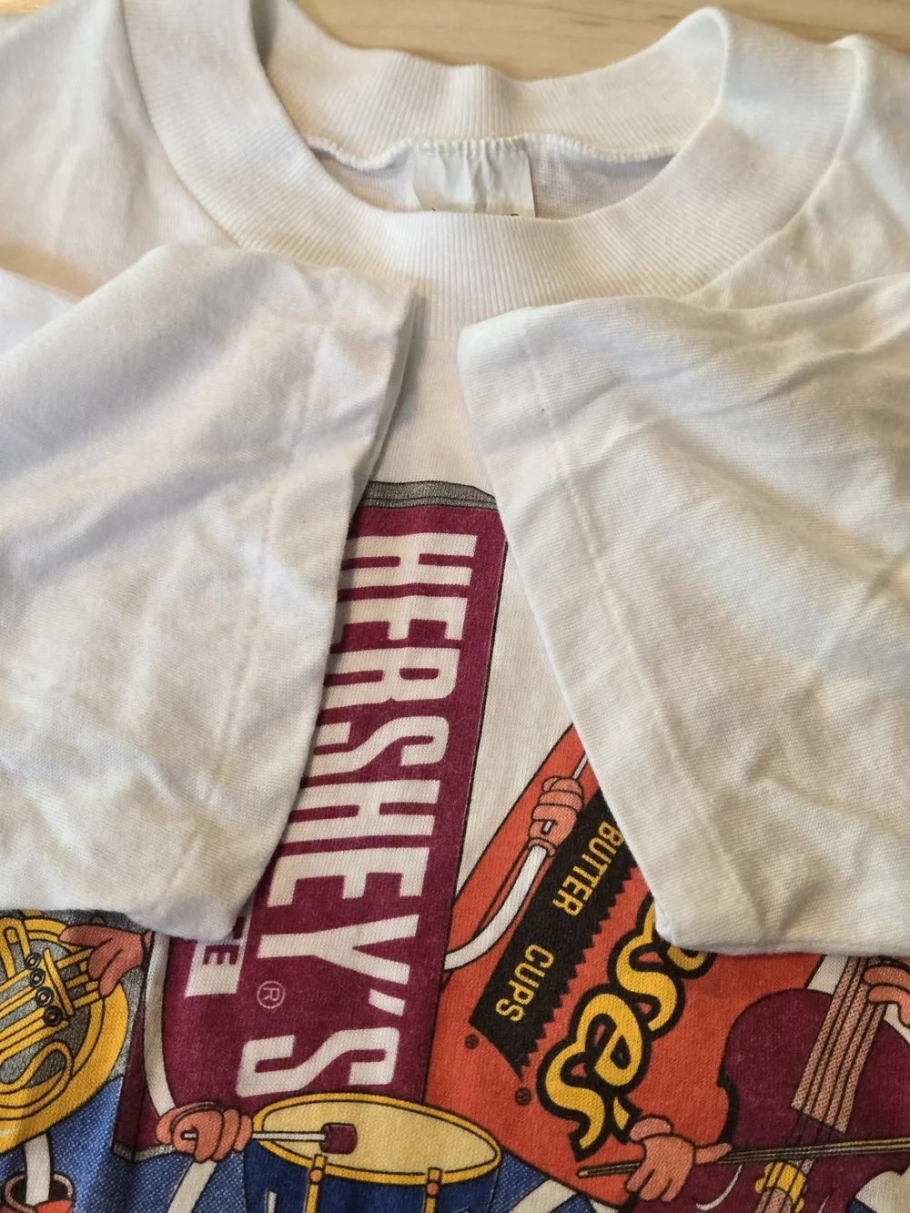 Vintage 80s 90s Hershey's & Reese's Candy Band Graphic Tee Usa Made Large